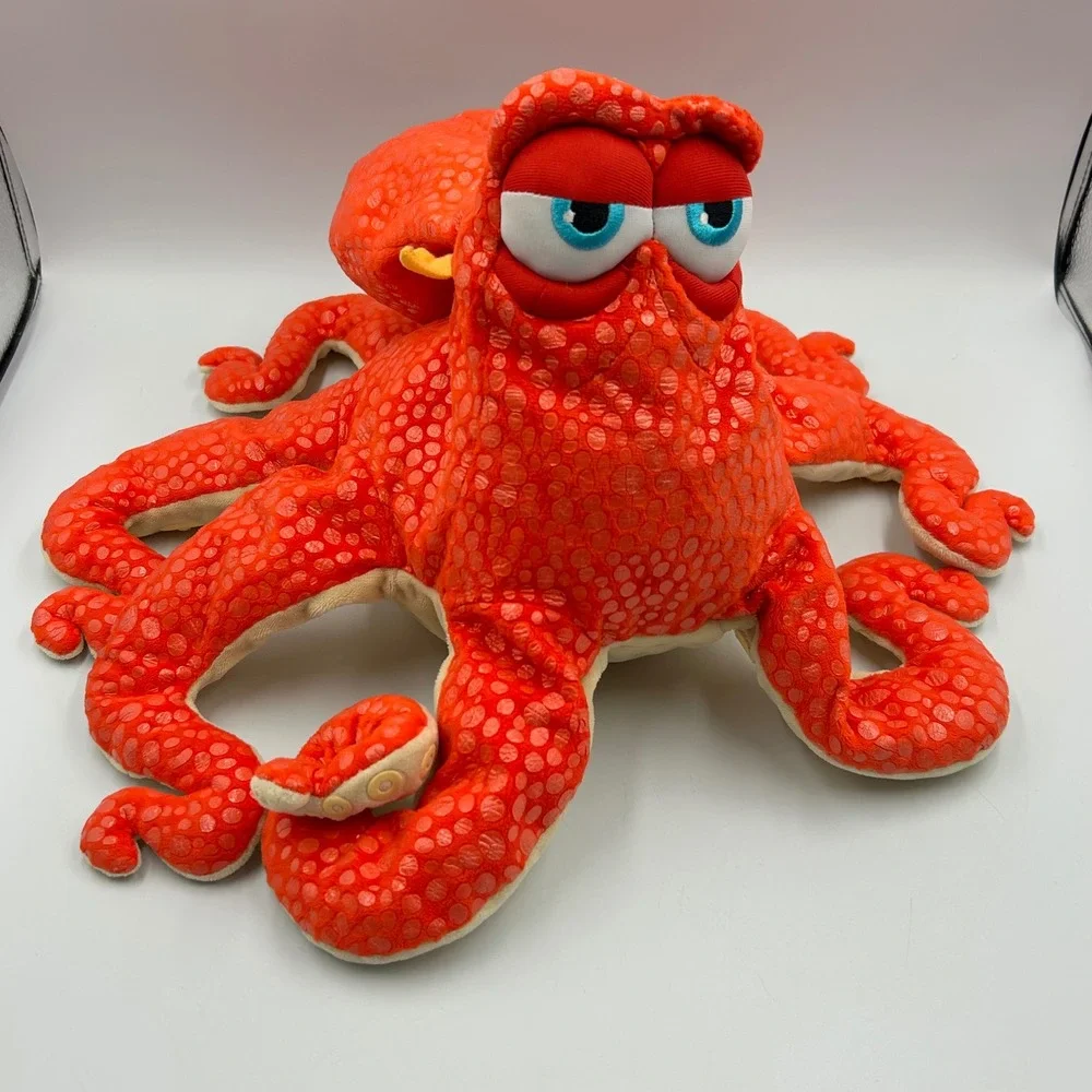 Disney Store Hank Octopus Plush Red Finding Dory Pixar EUC 9 Tall 16 Wide Inches